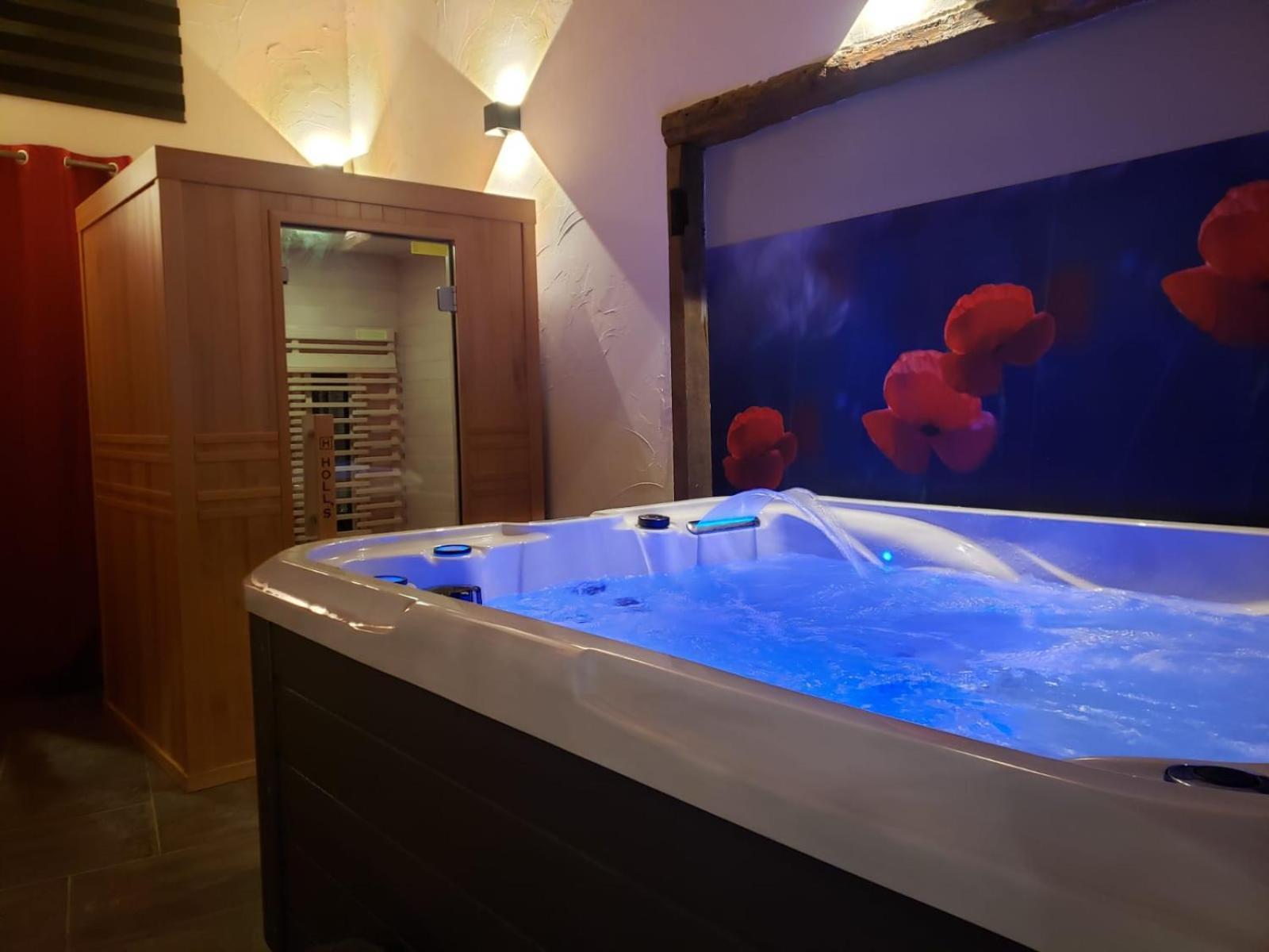 Maison D'Hote Avec Sauna Et Jacuzzi A La Campagne Les Portes du Coglais Exterior foto